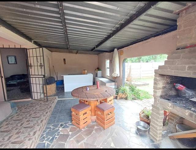 3 BEDROOM HOUSE FOR SALE IN VANDERBIJLPARK CW 6